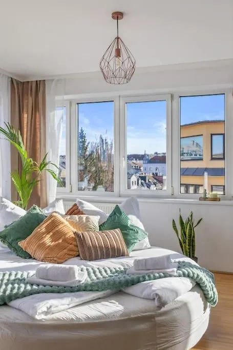 „Luxury Loft View“ 4Br / Near Centre / Schoenbrun Vienna Apartment