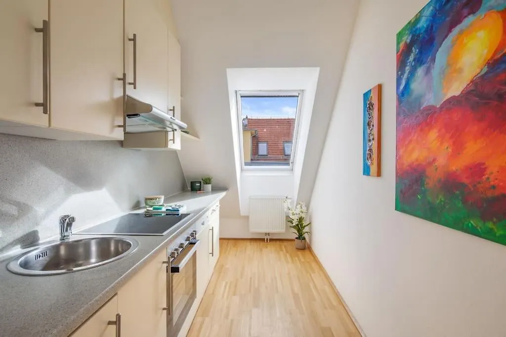 וינה „Luxury Loft View“ 4Br / Near Centre / Schoenbrun 0*,  אוסטריה